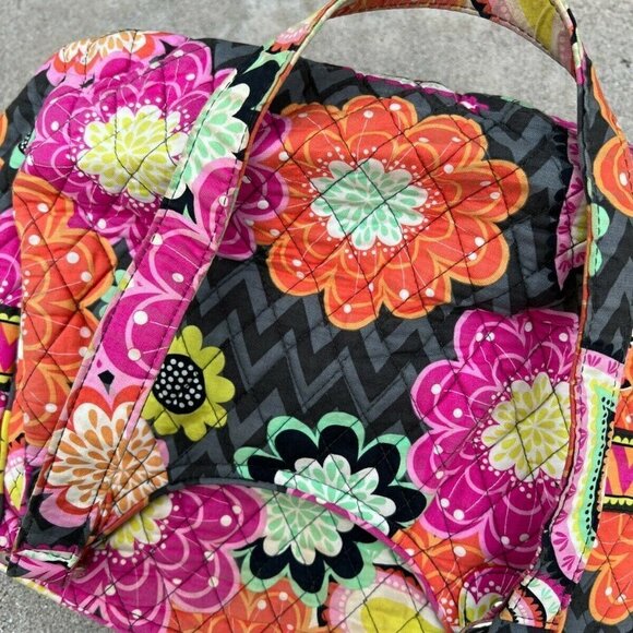 VERA BRADLEY Womens Lightweight Quilted Travel Floral Shoulder Hand Bag … - Picture 3 of 6
